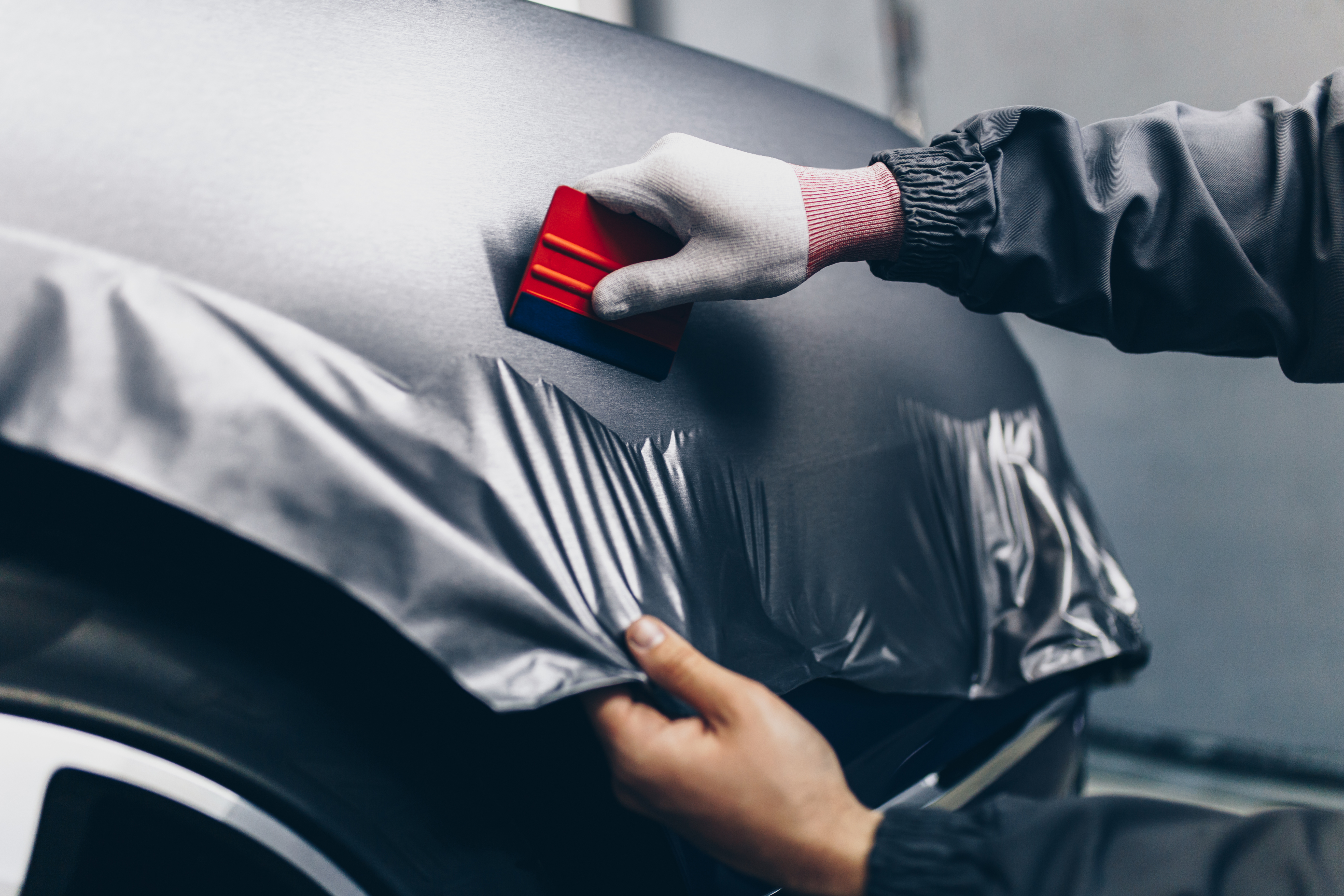 Applying VInyl to a Car